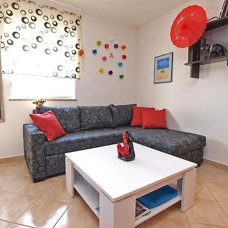 Vlado 1032 Apartament
