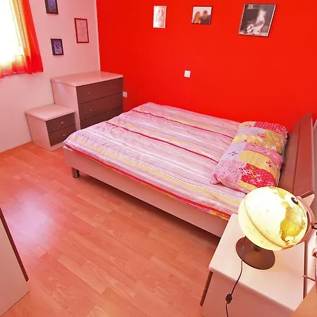 Vlado 1032 Apartament *